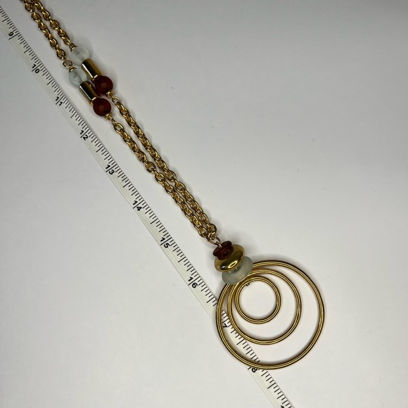 Modern 16” gold toned necklace - Picture 5 of 7